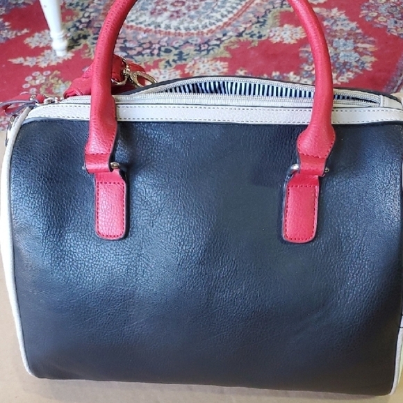 Adrienne Vittadini Black and Cream AND RED  Belted Barrel  NWT - Picture 9 of 12